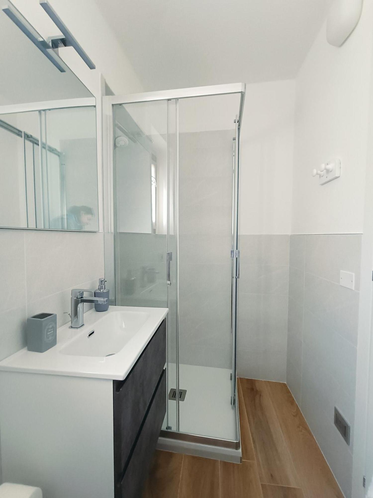 Casa Lisetta, 3-Room Apartment With Lake View Тори дел Бенако Екстериор снимка